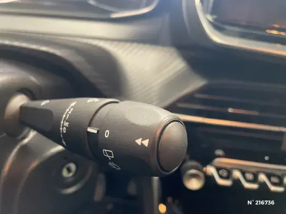 PEUGEOT 208 II - voiture d'occasion - Photo 26