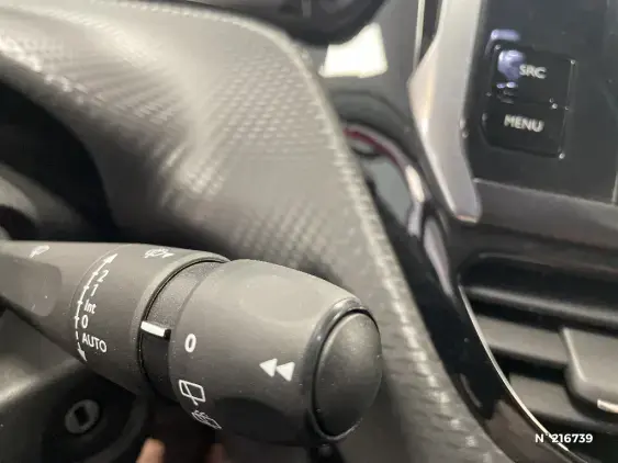 PEUGEOT 208 - voiture d'occasion - Photo 31