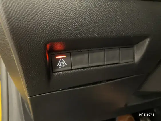 PEUGEOT 208 ELECTRIQUE II - voiture d'occasion - Photo 15