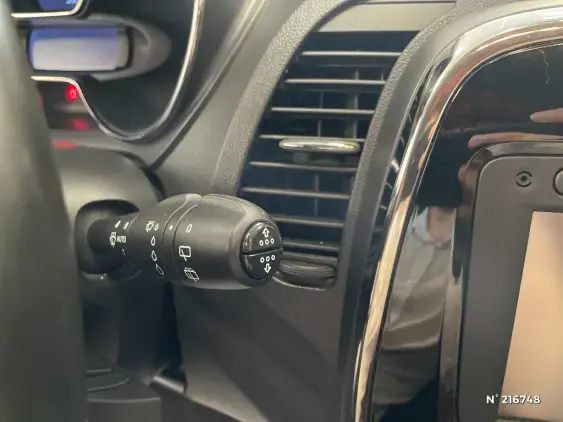 RENAULT CAPTUR - voiture d'occasion - Photo 28