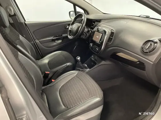 RENAULT CAPTUR - voiture d'occasion - Photo 10