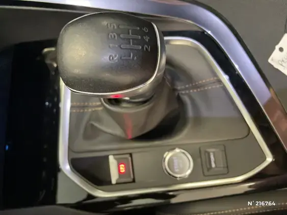 PEUGEOT 3008 II - voiture d'occasion - Photo 32