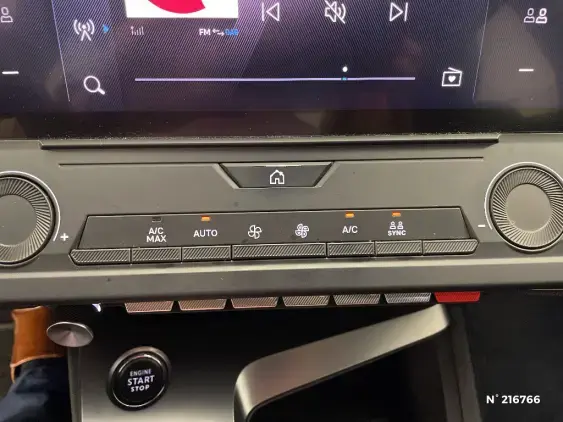 PEUGEOT 308 III - voiture d'occasion - Photo 30