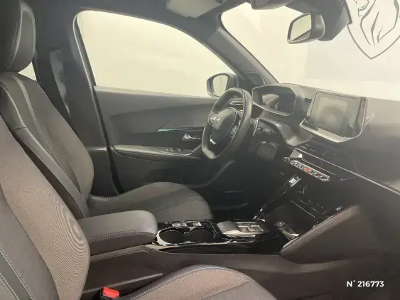 PEUGEOT 2008 II - voiture d'occasion - Photo 10