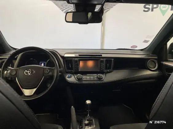 TOYOTA RAV4 V - voiture d'occasion - Photo 9