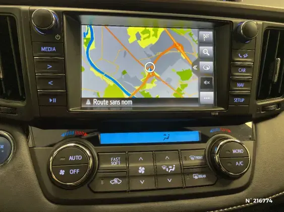 TOYOTA RAV4 V - voiture d'occasion - Photo 13