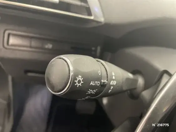 PEUGEOT 3008 II - voiture d'occasion - Photo 28