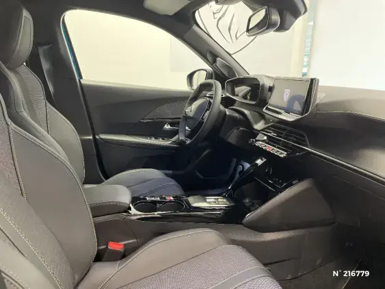 PEUGEOT 2008 II - voiture d'occasion - Photo 10