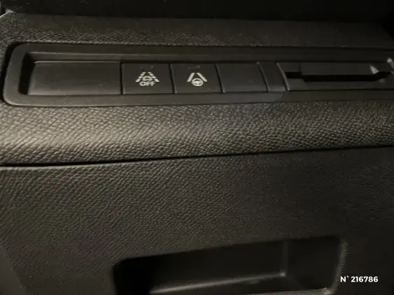 PEUGEOT 5008 II - voiture d'occasion - Photo 15