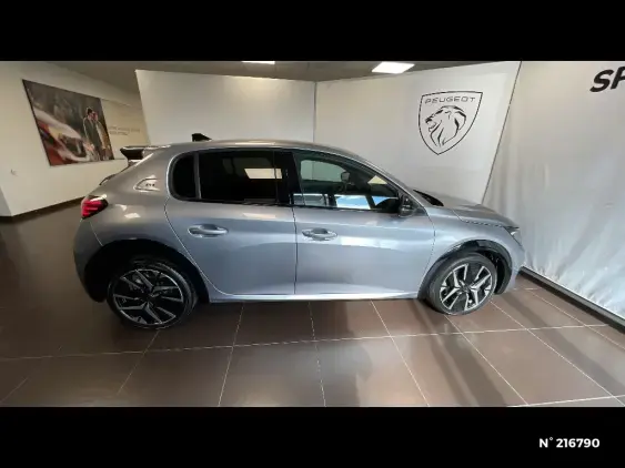 PEUGEOT 208 II - voiture d'occasion - Photo 5