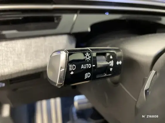 PEUGEOT 3008 ELECTRIQUE III - voiture d'occasion - Photo 35