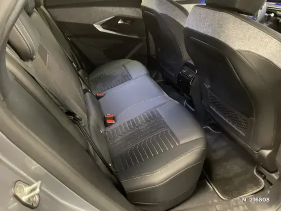 PEUGEOT 3008 ELECTRIQUE III - voiture d'occasion - Photo 11