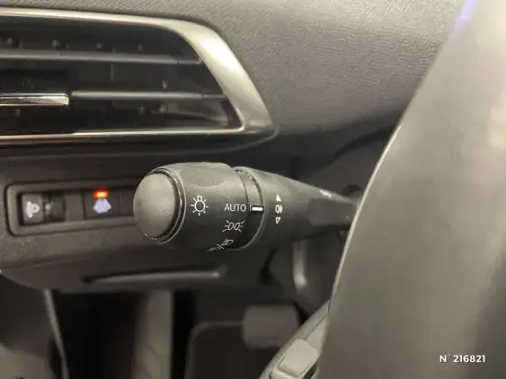 PEUGEOT 3008 II - voiture d'occasion - Photo 25