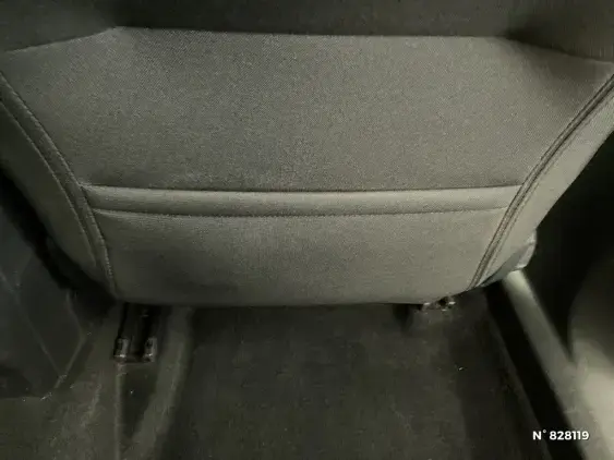 PEUGEOT 2008 ELECTRIQUE II - voiture d'occasion - Photo 33