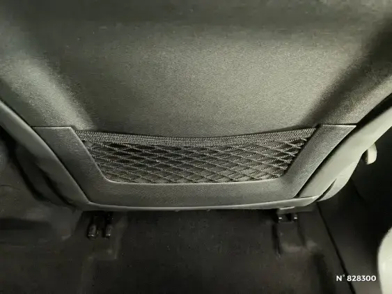 PEUGEOT 3008 II - voiture d'occasion - Photo 30