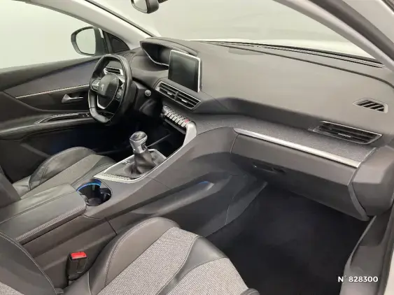 PEUGEOT 3008 II - voiture d'occasion - Photo 10