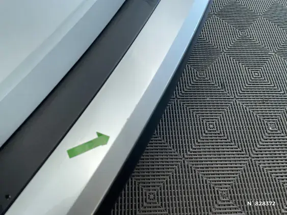 PEUGEOT 2008 II - voiture d'occasion - Photo 30