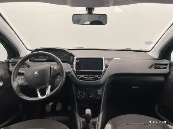 PEUGEOT 208 - voiture d'occasion - Photo 9