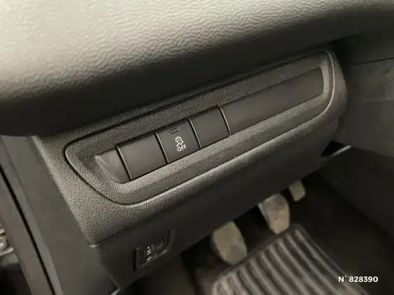 PEUGEOT 208 - voiture d'occasion - Photo 14