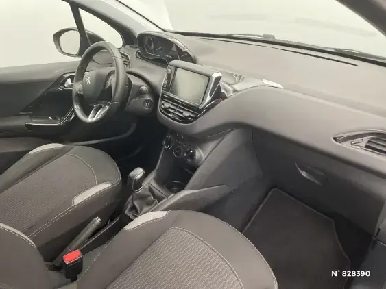 PEUGEOT 208 - voiture d'occasion - Photo 10