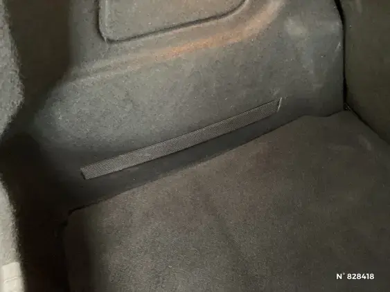 PEUGEOT 208 ELECTRIQUE II - voiture d'occasion - Photo 31