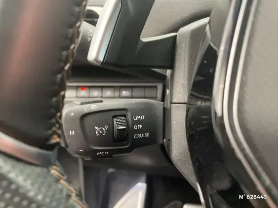 PEUGEOT 3008 II - voiture d'occasion - Photo 15