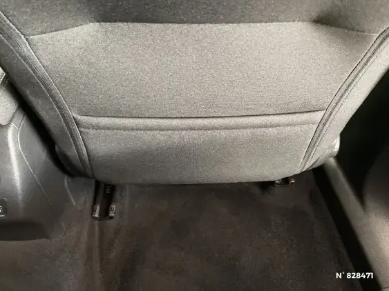 PEUGEOT 2008 ELECTRIQUE II - voiture d'occasion - Photo 34