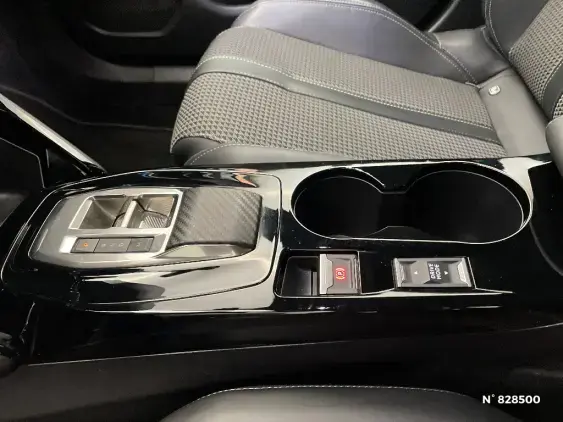PEUGEOT 2008 II - voiture d'occasion - Photo 33