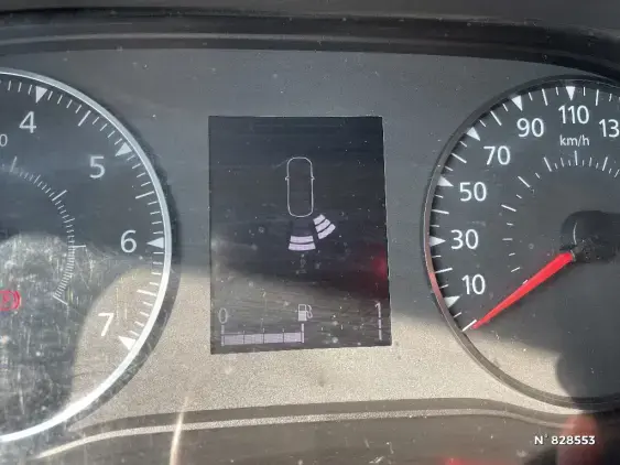 NISSAN NV400 FOURGON - voiture d'occasion - Photo 26