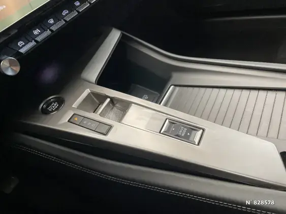 PEUGEOT 308 III - voiture d'occasion - Photo 32