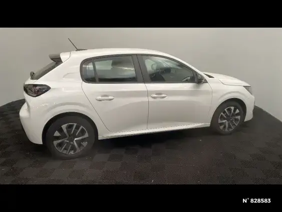 PEUGEOT 208 II - voiture d'occasion - Photo 5