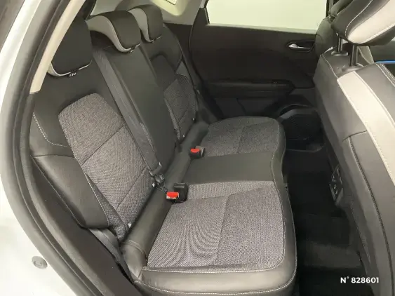 RENAULT CAPTUR II - voiture d'occasion - Photo 11