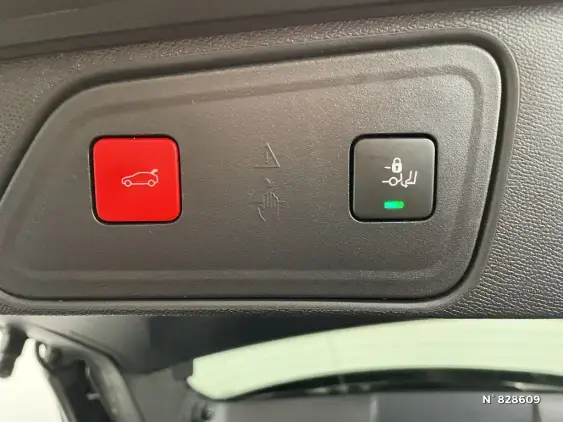 PEUGEOT 3008 II - voiture d'occasion - Photo 31