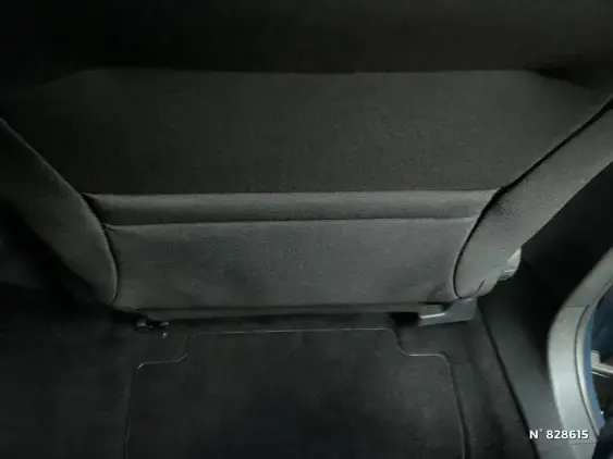 PEUGEOT 5008 II - voiture d'occasion - Photo 32