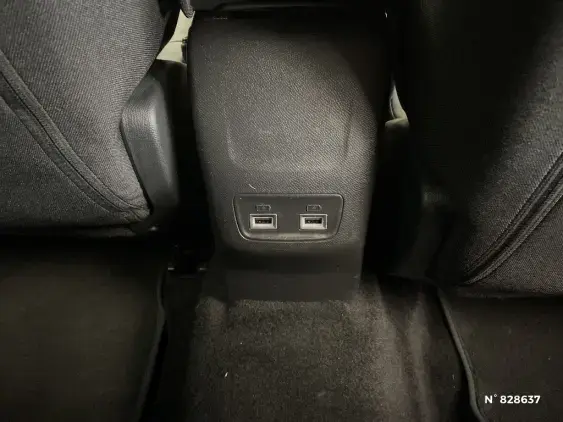 PEUGEOT 208 BUSINESS R II - voiture d'occasion - Photo 33