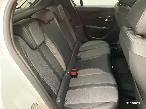 PEUGEOT 208 BUSINESS R II - voiture d'occasion - Photo 11