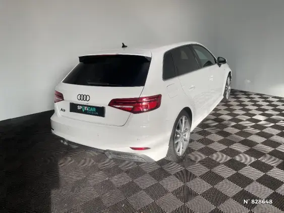 AUDI A3 SPORTBACK IV - voiture d'occasion - Photo 4