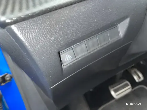 PEUGEOT 208 ELECTRIQUE II - voiture d'occasion - Photo 15