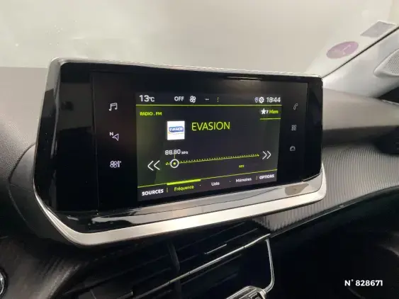 PEUGEOT 2008 - voiture d'occasion - Photo 13