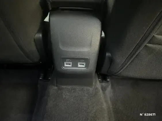 PEUGEOT 2008 - voiture d'occasion - Photo 30