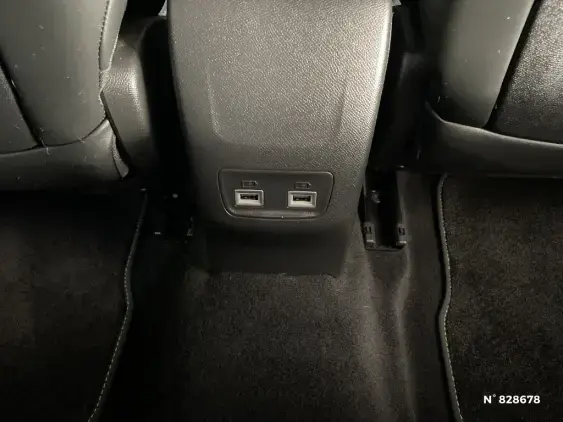 PEUGEOT 208 BUSINESS R II - voiture d'occasion - Photo 33