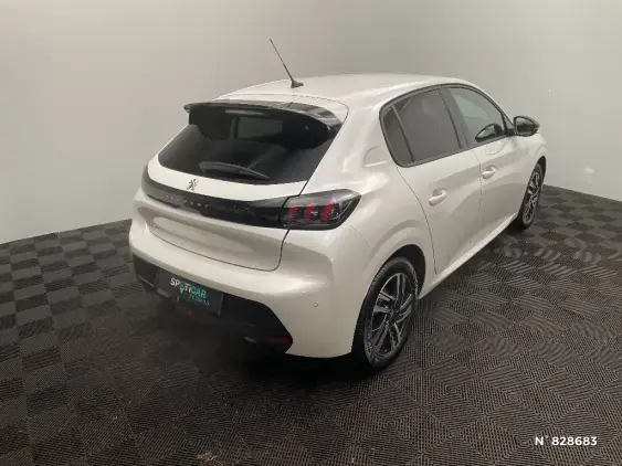 PEUGEOT 208 BUSINESS R II - voiture d'occasion - Photo 4