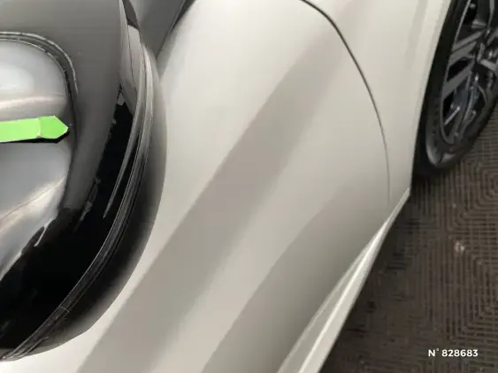 PEUGEOT 208 BUSINESS R II - voiture d'occasion - Photo 26