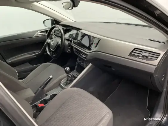 VOLKSWAGEN POLO VI - voiture d'occasion - Photo 10