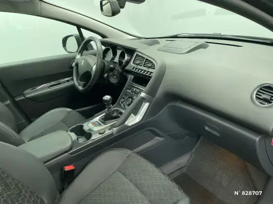 PEUGEOT 3008 - voiture d'occasion - Photo 10