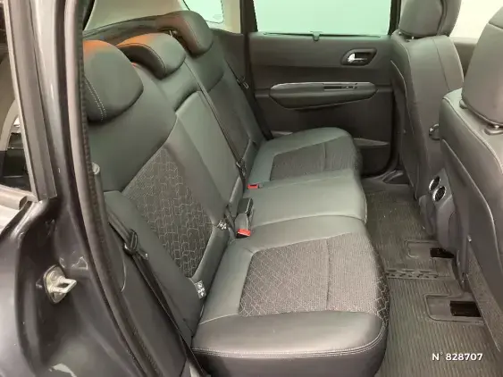 PEUGEOT 3008 - voiture d'occasion - Photo 11
