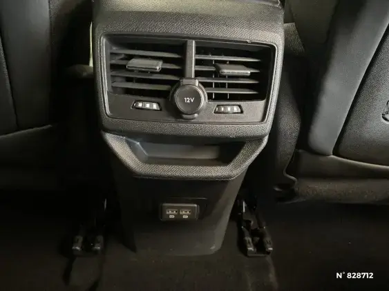 PEUGEOT 3008 II - voiture d'occasion - Photo 31