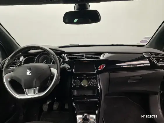 DS DS 3 CROSSBACK I - voiture d'occasion - Photo 9