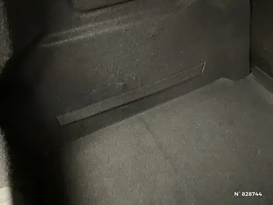 PEUGEOT 208 ELECTRIQUE II - voiture d'occasion - Photo 29