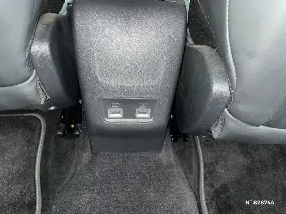 PEUGEOT 208 ELECTRIQUE II - voiture d'occasion - Photo 32